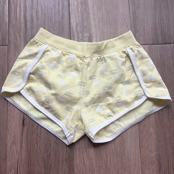 DKNY girl shorts - Picture 1 of 2